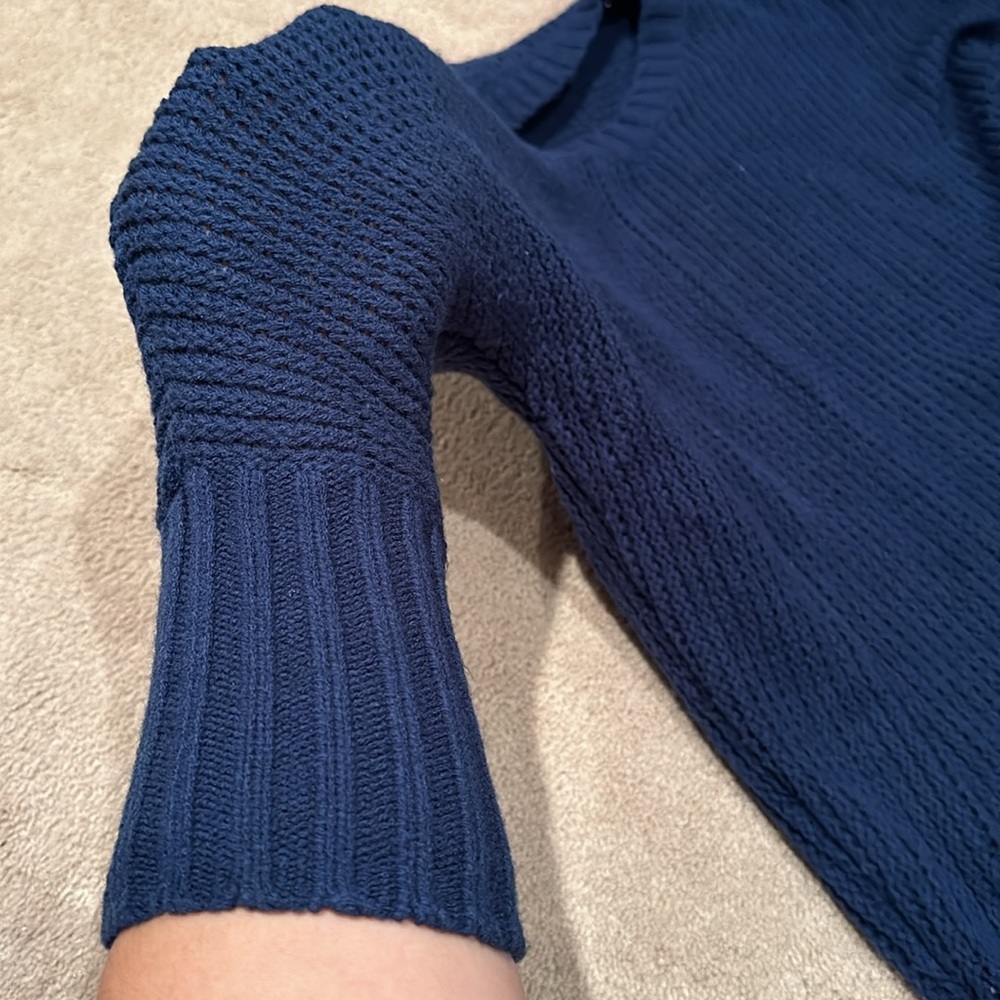 Express Sweater - Picture 4 of 6
